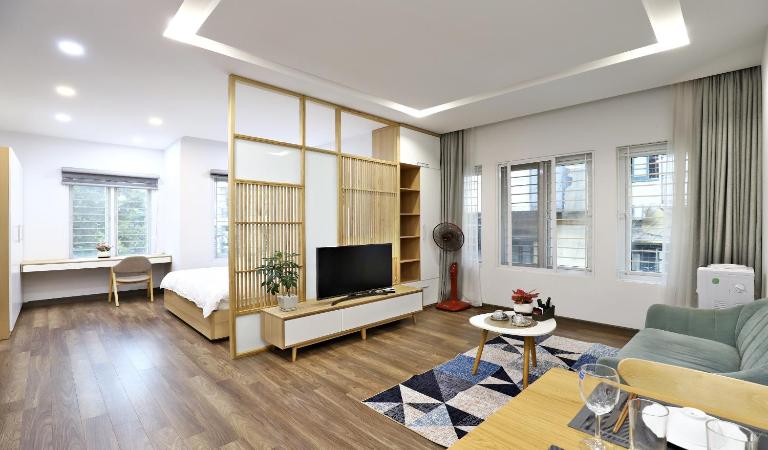 Sumitomo 5 Apartment at 81 Linh Lang Street - B&B Hanói