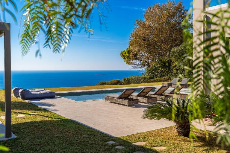 Grande Azzurro in Lakithra - B&B Lakíthra