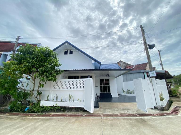 Dollar Betong homestay - Bed and Breakfast Ban Ko Mo Sip Paet
