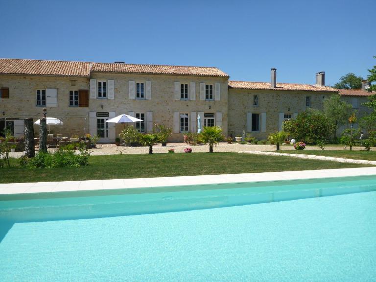 Domaine du Papillon - Bed and Breakfast Lesparre-Médoc