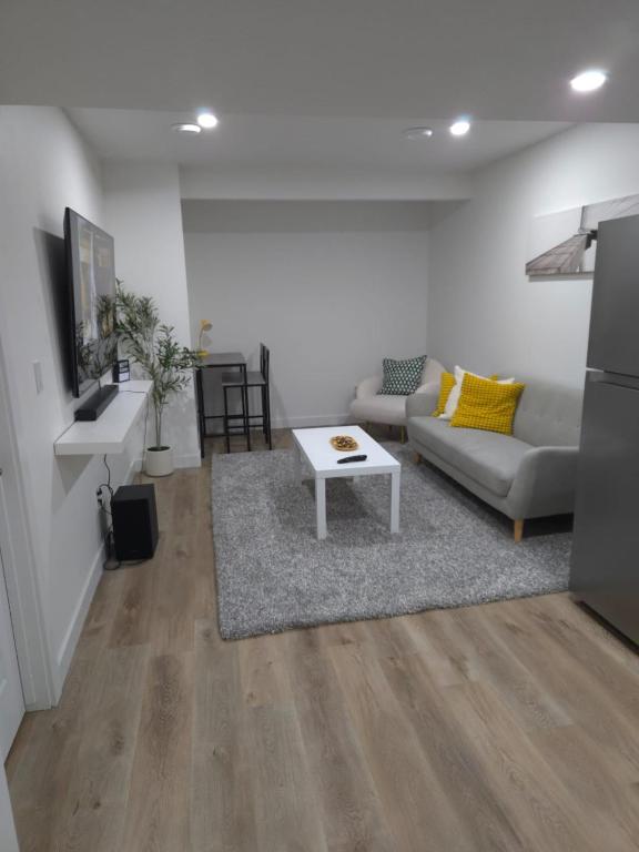 Staycation3179 - B&B Edmonton