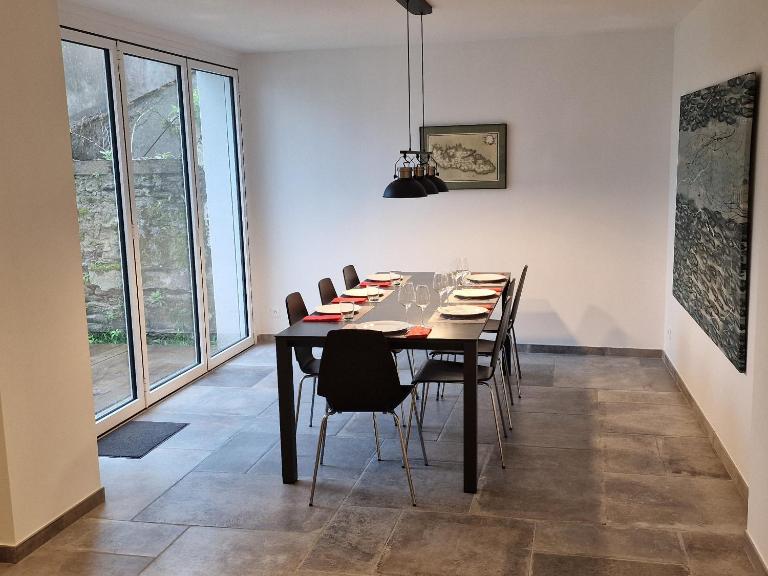 Maison rénovée cœur de Groix, 9 couchages - FR-1-813-13 - Chambres d'hôtes Groix