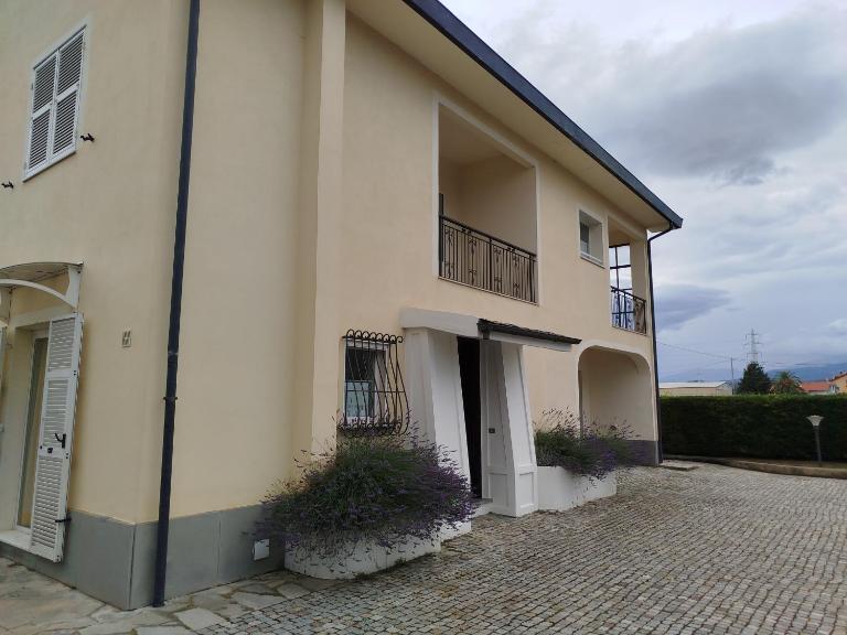 Casa Rosella - B&B Albenga