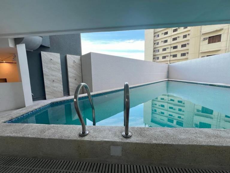 Cebu Ayala Center Condo Unit Accomodation - B&B Cebu City
