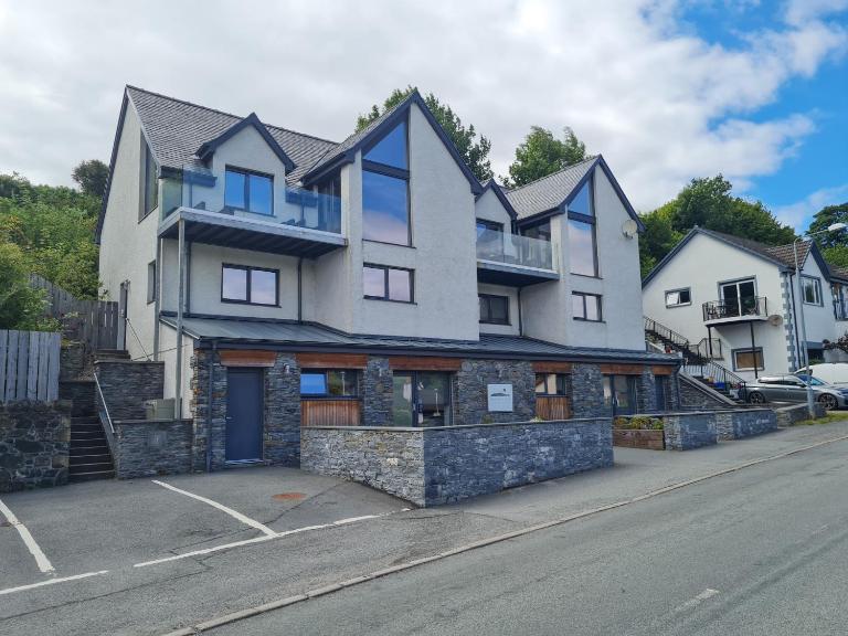 Skyelander Apartments - Chambres d'hôtes Portree
