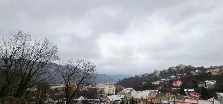 M&F Apartment EMINESCU - B&B Braşov