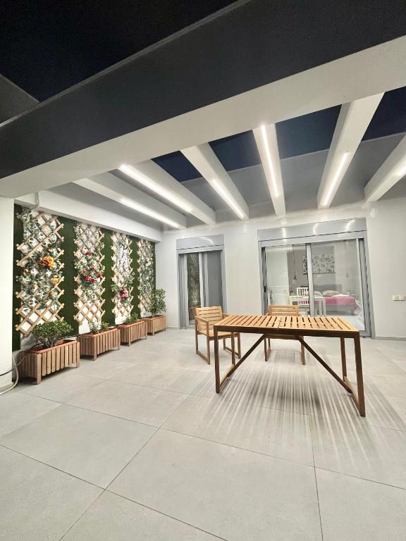 BlueLine apartment 2 - B&B Loutraki