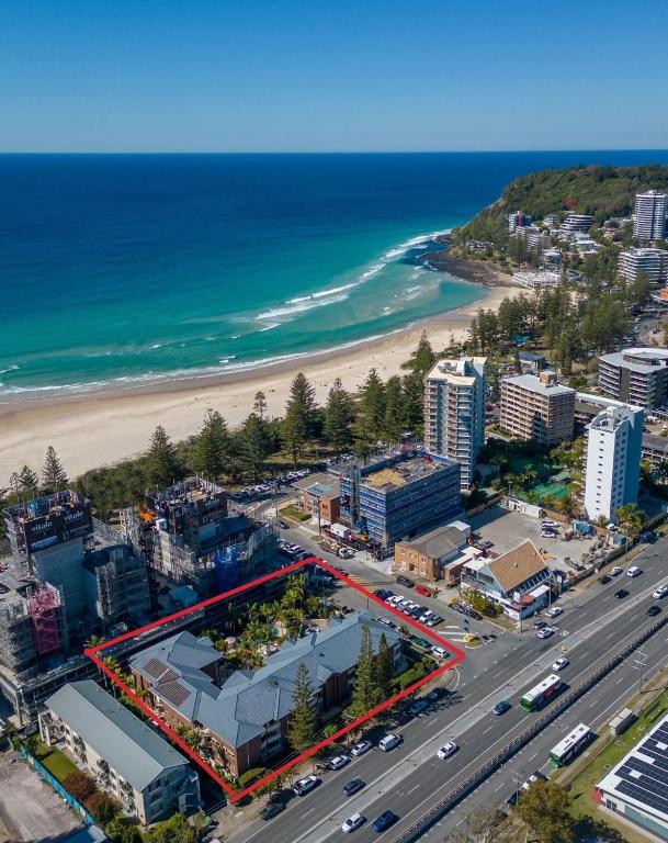 Burleigh Beach 3 Bedroom - B&B Gold Coast