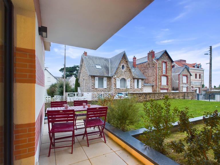 À 50m de la plage, bel appartement pour 6 - B&B Pléneuf-Val-André