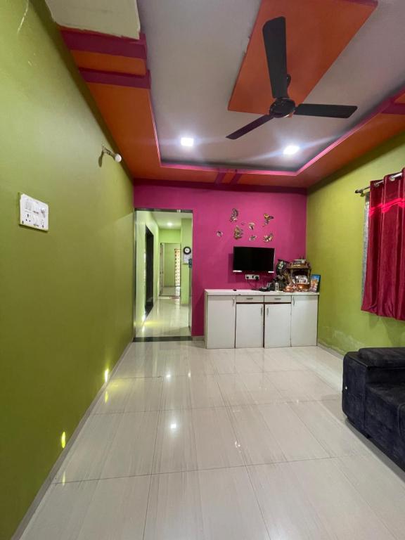 Hill view Villa - Bed and Breakfast Mahabaleshwar
