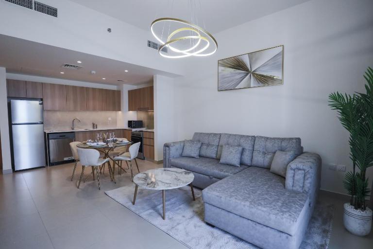 Spacious 2 bedroom at Maryam Island, Sharjah - Ferienwohnung Schardscha