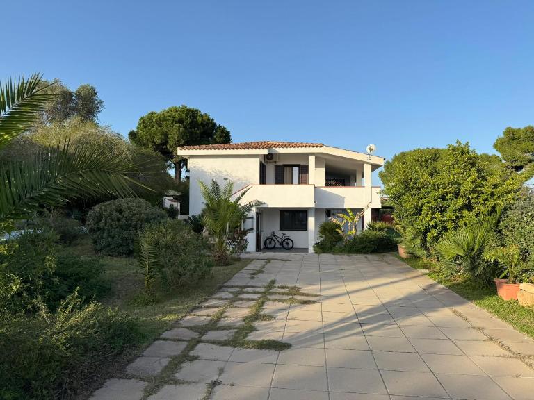 Casa Teresa a Porto Pino - B&B Porto Pino