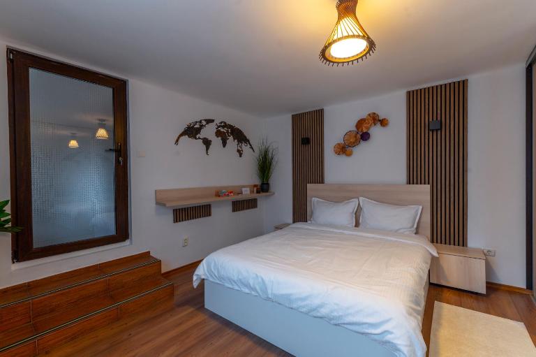 Kaya Charming 2-Bedroom Apartment - B&B Braşov