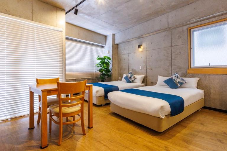 Kokusai Street Garden Hotel - B&B Naha