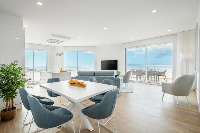 Blue Beach Ocean View, Porto de Mós VR14 - Ferienwohnung Lagos