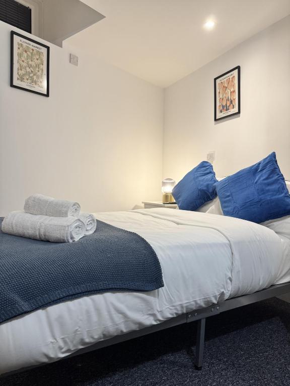 Hartley House Studios - Bed and Breakfast Nottingham