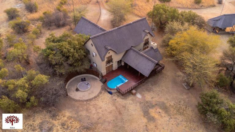 Zebula Golf and Wildlife Estate - Open Plains Pax 10 - Moi Signature Luxury villa - B&B Mapella