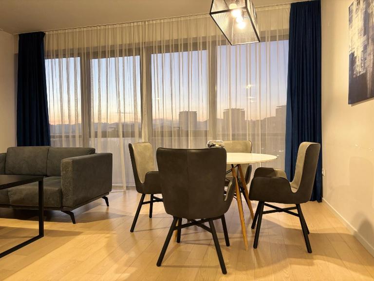 LINA - PG, 2 Bedroom Apartment - B&B Podgorica