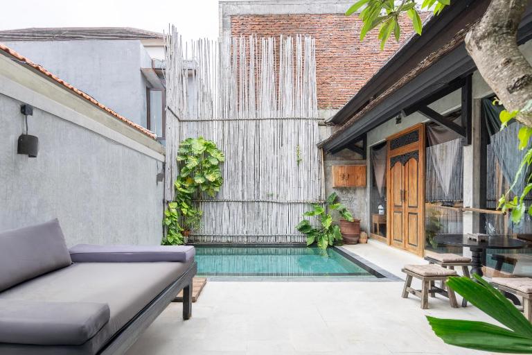 Black House Villa by Betterplace - B&B Canggu