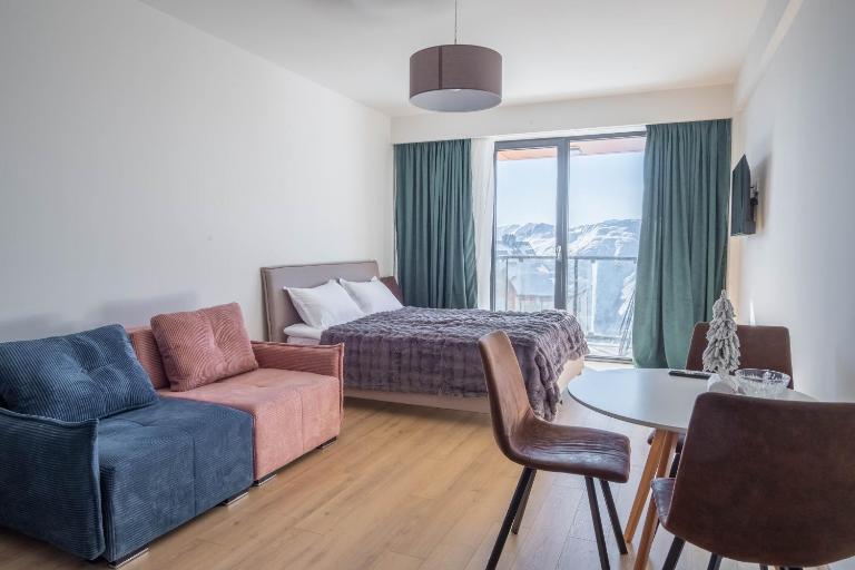 MaRKoS Flat in F3 - Bed and Breakfast Gudauri
