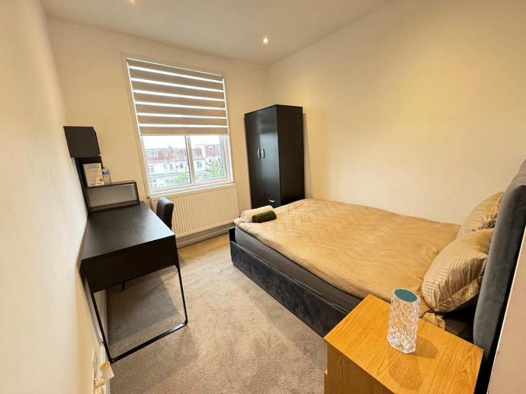 ElevateYourStays in Golders Green - Bed and Breakfast Londen