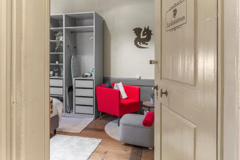 Chambre chaleureuse dans la vieille ville de Fribourg - B&B Fribourg