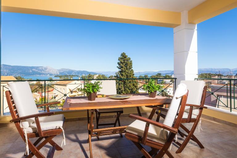 Smart Home Corfu II - B&B Potamos