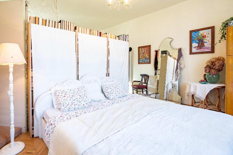 Nestled Romance, Buda's Hilltop Heaven - B&B Budapest