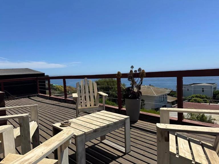 Casa vista al mar maitencillo - B&B Valparaíso