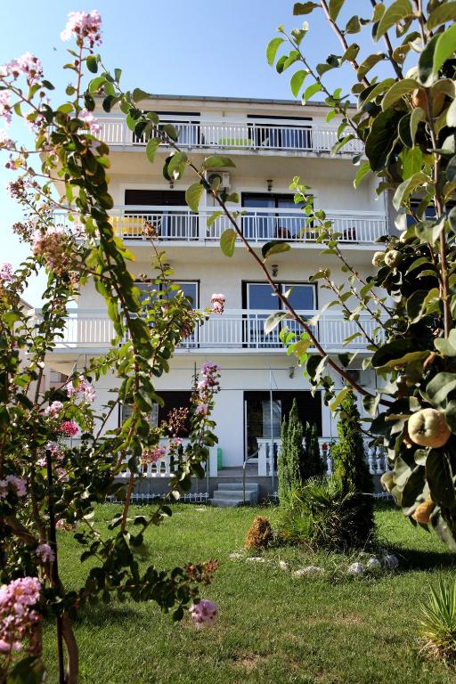 Studio apartments M&N - B&B Trogir