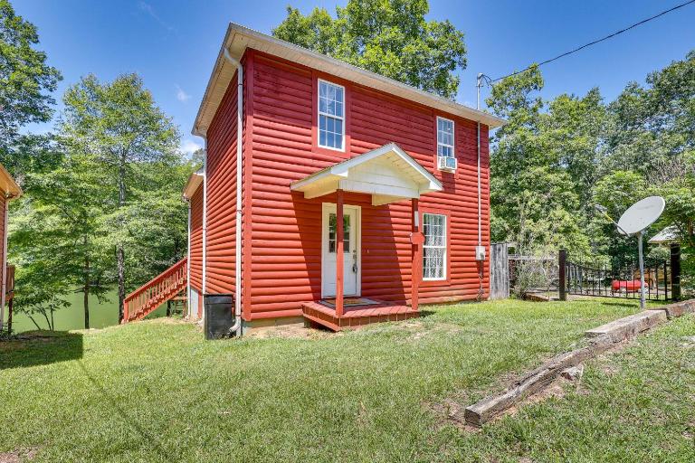 Secluded Alabama Retreat - Lewis Smith Lake Access - B&B Double Springs
