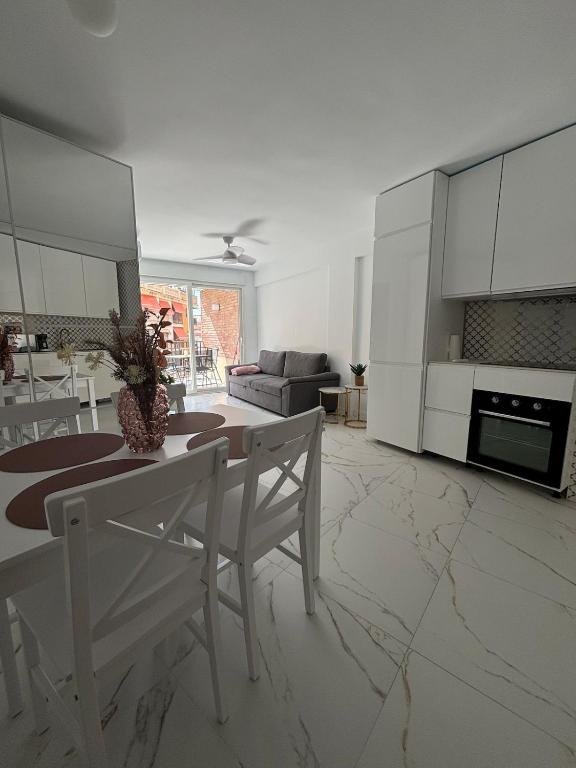 Vista Ifach Luxury Apartament - B&B Calpe