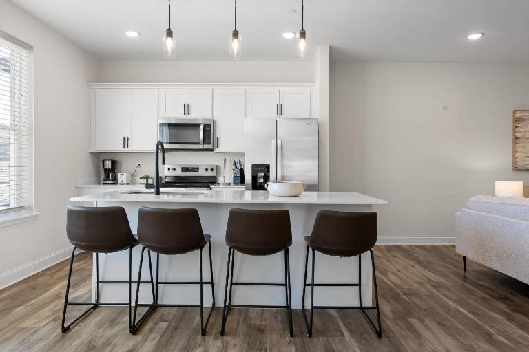 Chic 2BR at The Poplin - Southside Chattanooga - B&B Chattanooga