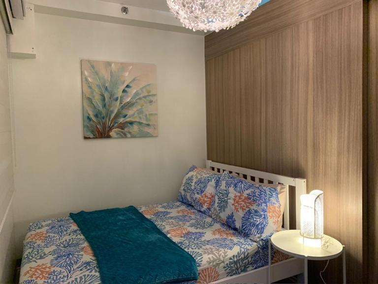 Tropical Sanctuary in Pasay City - B&B Manila