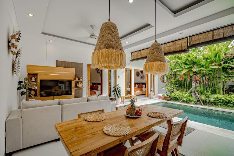 Villa Tropicasa 1 by Bali Villa Solutions - B&B Seminyak