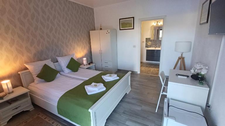 Neferprod Apartments - IS - CAM 02 - Bed and Breakfast Timişoara