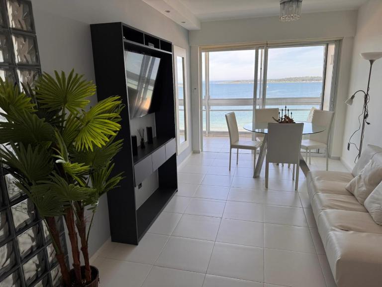 ED ISLA DE GORRITI B Apto 1105 de 1 dormitorio SOLO EFECTIVO - B&B Punta del Este