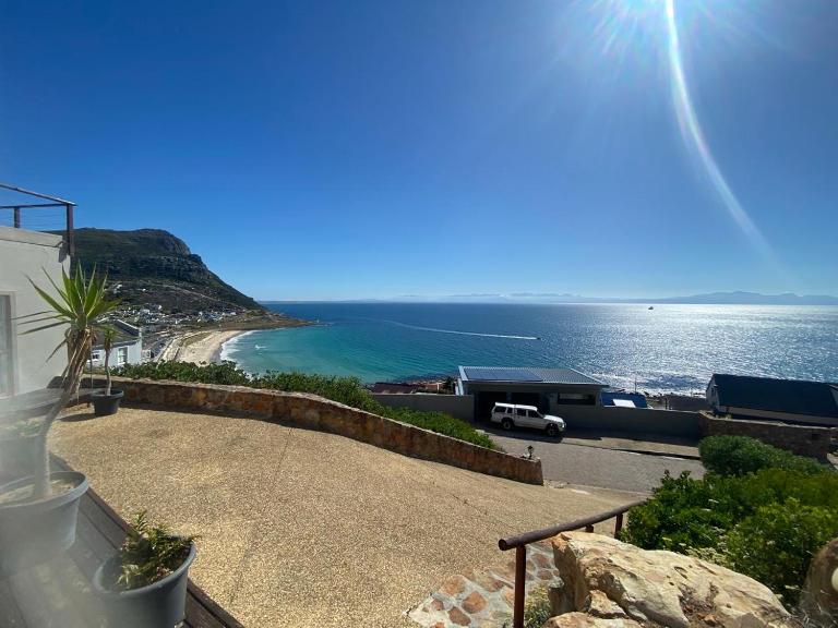 Sunrise - B&B Cape Town
