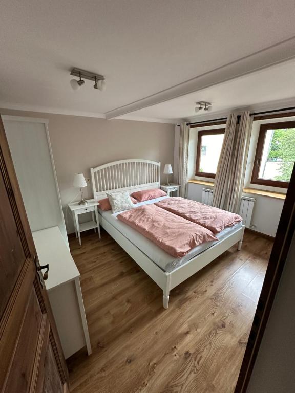 FeWo Moselruhe - Chambres d'hôtes Brauneberg