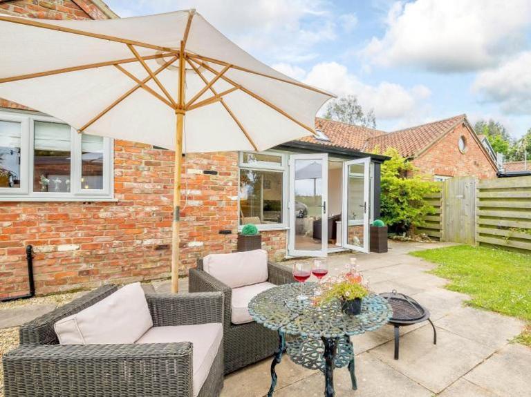 Cosy Cottage - Rural Location Near SkegnessCottage - Chambres d'hôtes Skegness