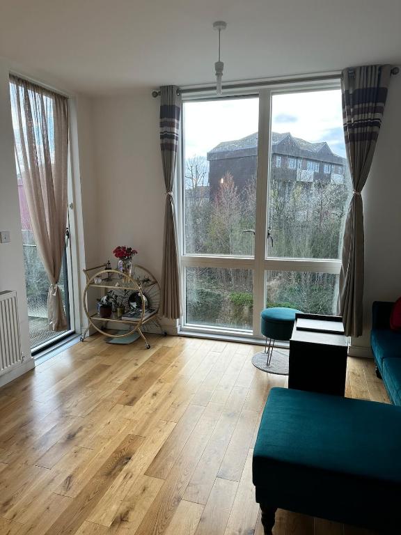 25 minutes to City of London - B&B Woodford
