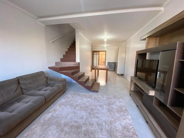 Sobrado de 2 Dormitórios em Torres - B&B Torres