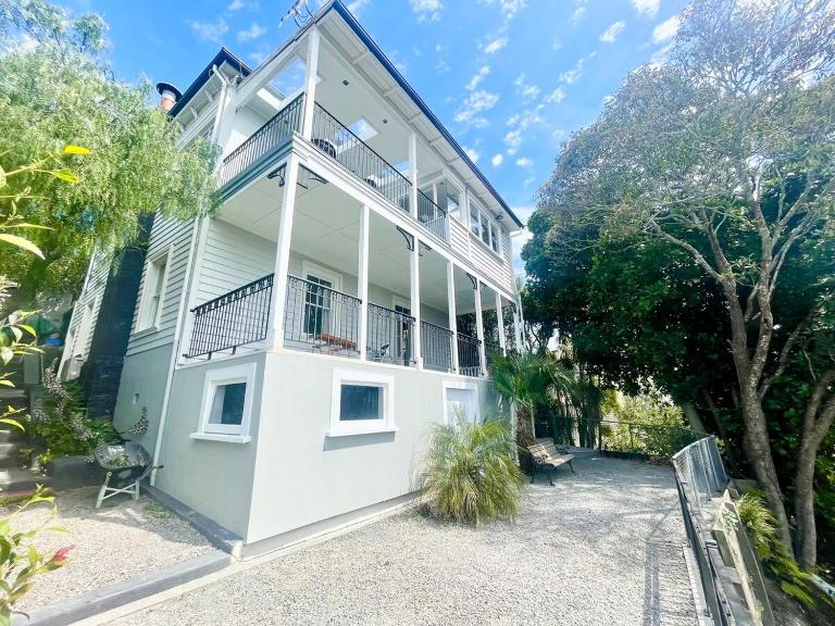 Blue Seas Villa - B&B Napier
