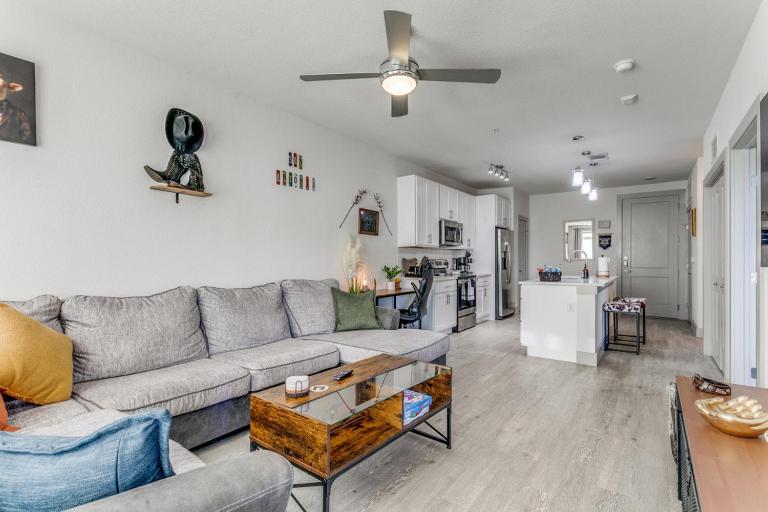 San Antonio TX Condo on Riverwalk w King Ste,Pets - B&B San Antonio
