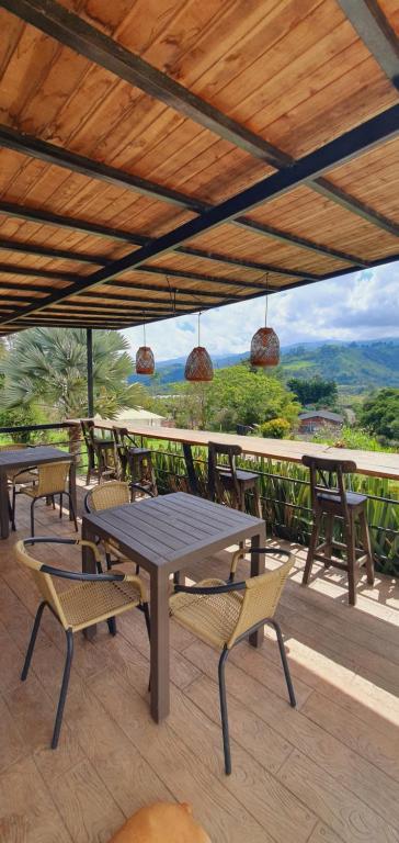 Hotel Café Bernal - B&B Armenia