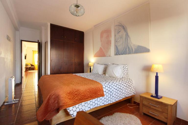 Dutch house 200m from beach - B&B Vila Nova de Milfontes