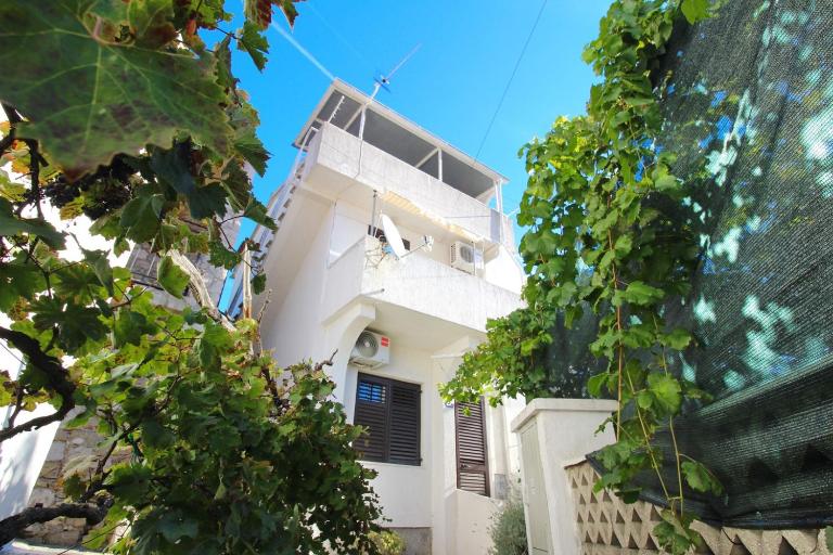 Apartments Bugi - B&B Baška