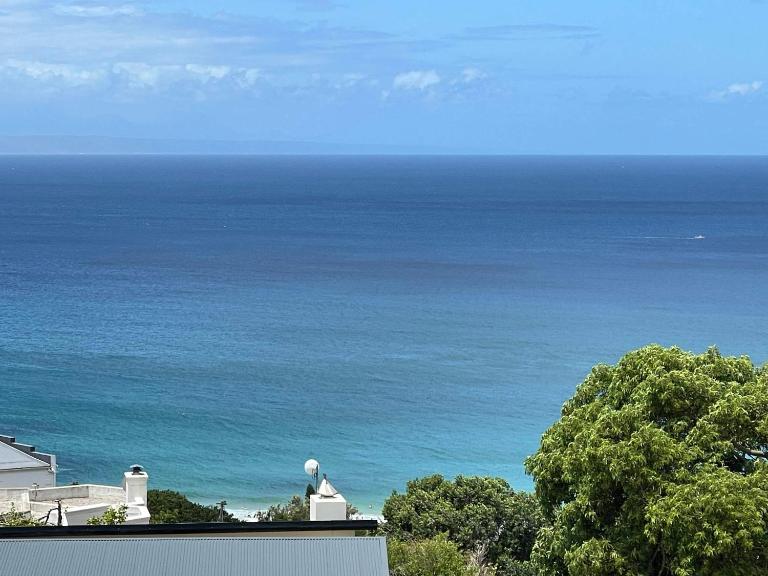 The Salty Whale - 3BD APT - Central Sea Views - Ferienwohnung Plettenberg Bay