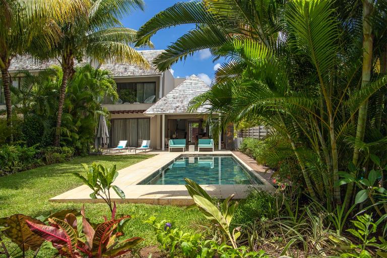 Exotic Golf view villa at Anahita - B&B Beau Champ