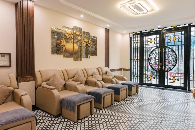 Railway Apartment & Spa - B&B Hanói